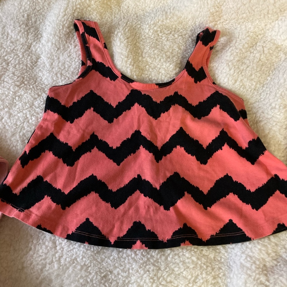 Tank Top Bundle - Picture 2 of 4
